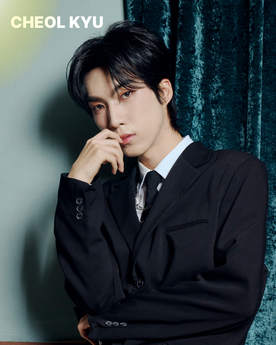 DROP 'CHEOL KYU'  1:1 FHD ONLINE FAN MEETING(4/25_PM6:40~)