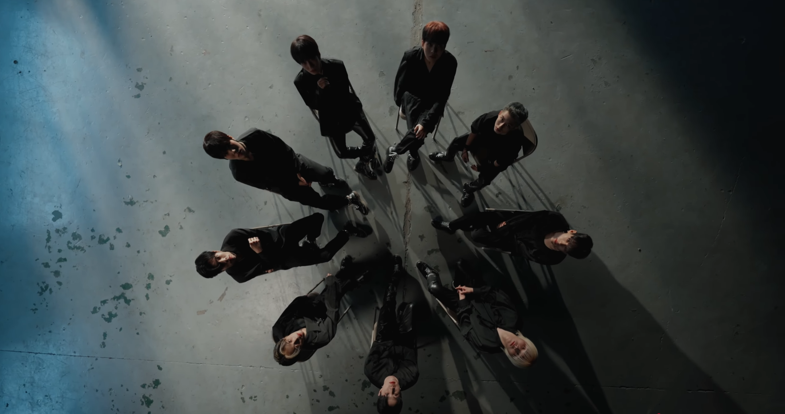 動画を読み込む: 